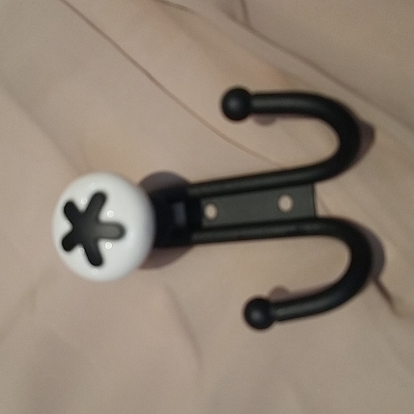 IKEA VISEn wall hooks - Picture 2 of 4